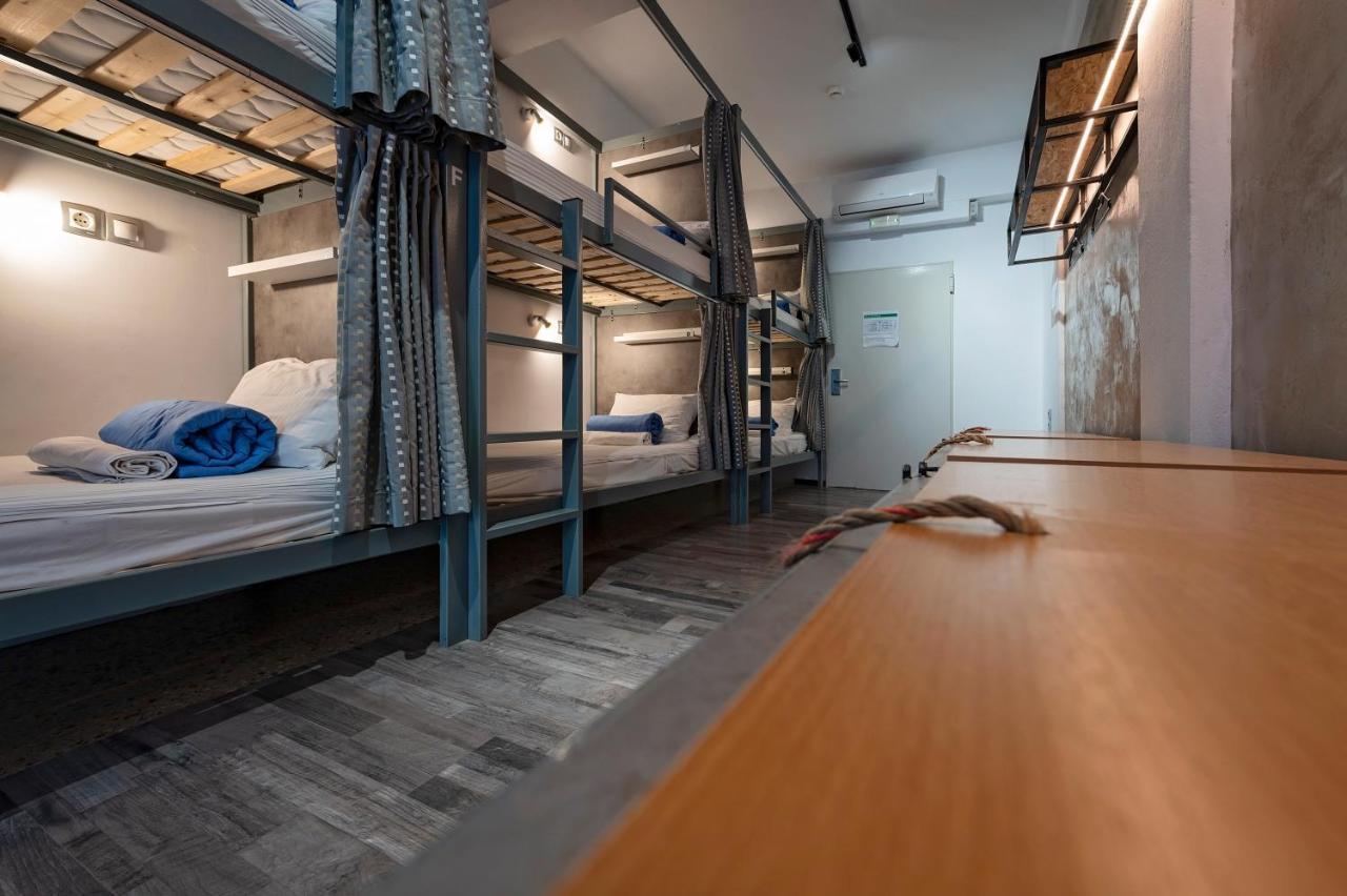 Hostel Bedbox *